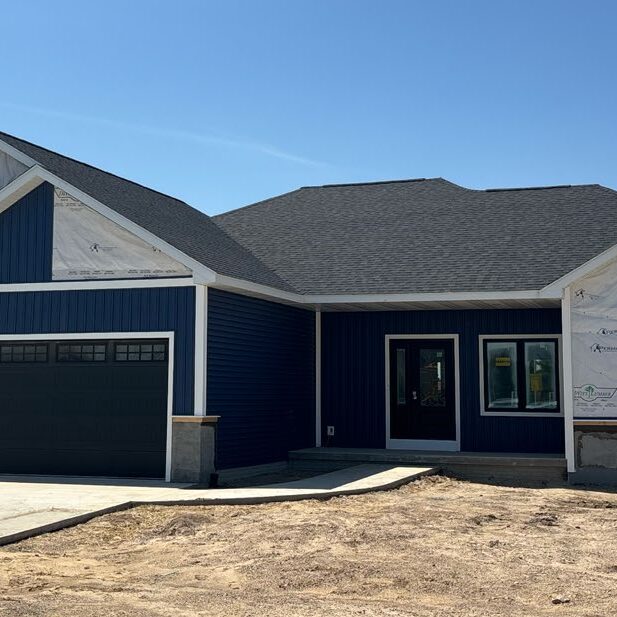 2816 WEST CROSSROADS